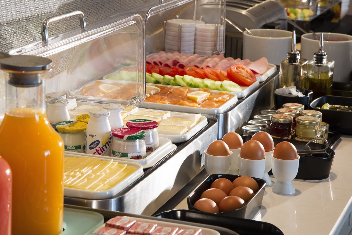 Hotel Monge - Breakfast